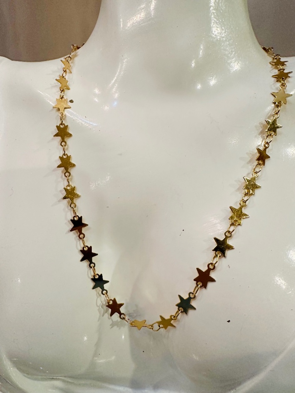 Gold Tone Star Choker Necklace